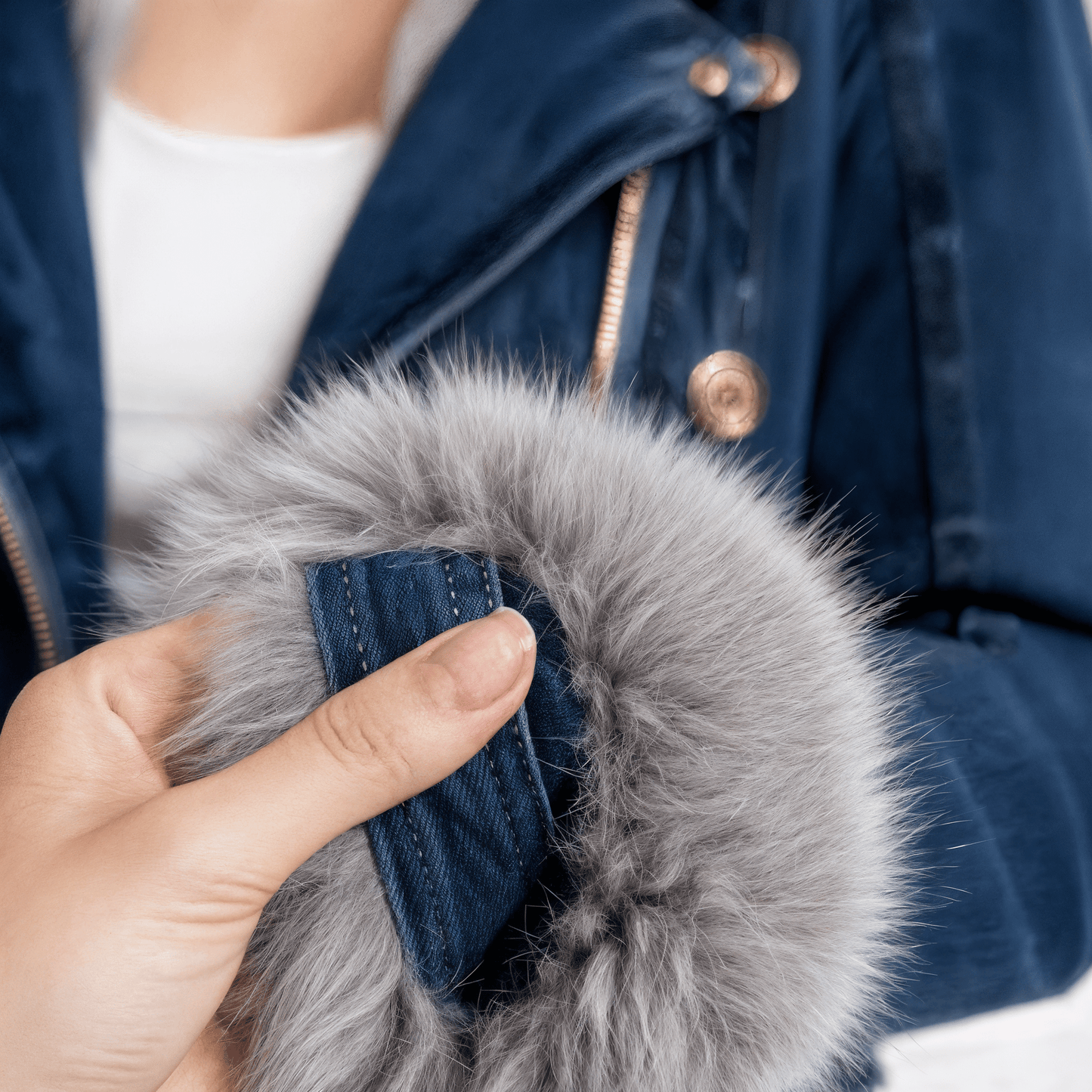 Jaqueta Jeans Feminina AlanaGramora | Luxury Ladies Clothing