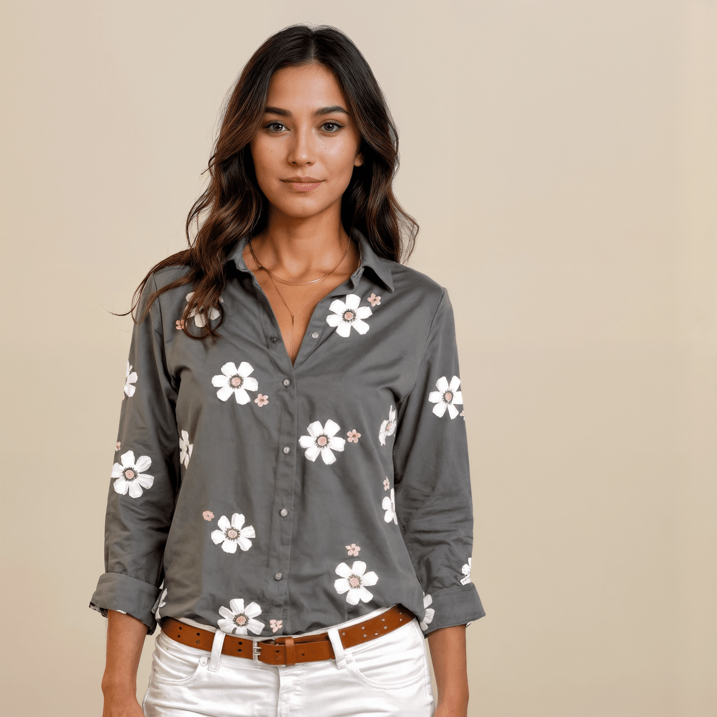 Camisa Feminina Floral de BotãoGramora | Luxury Ladies Clothing